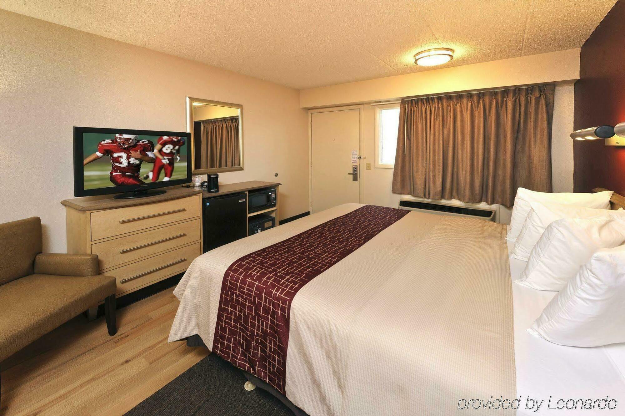Red Roof Inn North Charleston Coliseum Экстерьер фото